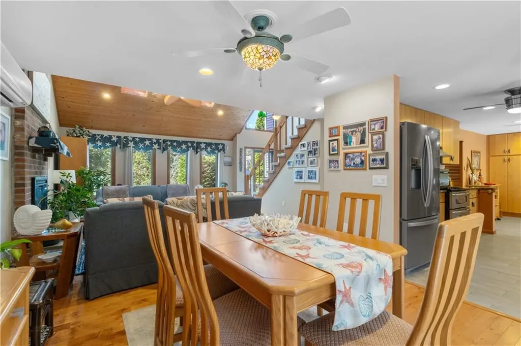 45 West Bay Drive Narragansett RI 02882