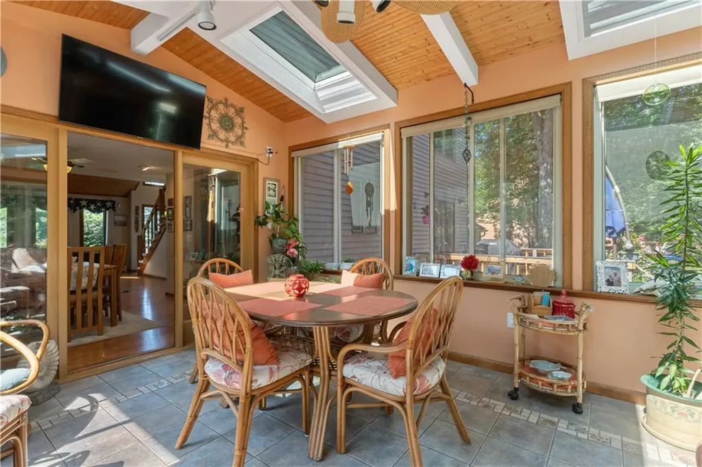 45 West Bay Drive Narragansett RI 02882