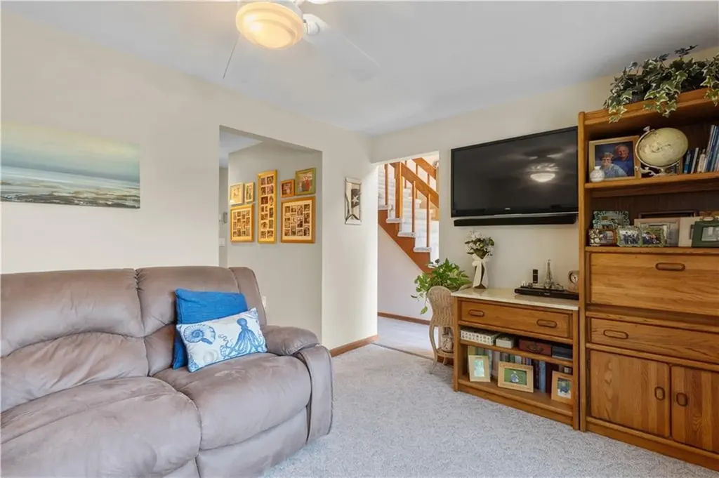 45 West Bay Drive Narragansett RI 02882