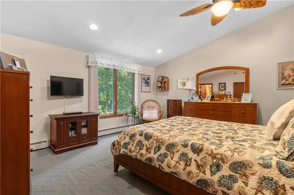 45 West Bay Drive Narragansett RI 02882