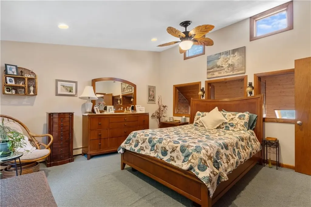 45 West Bay Drive Narragansett RI 02882