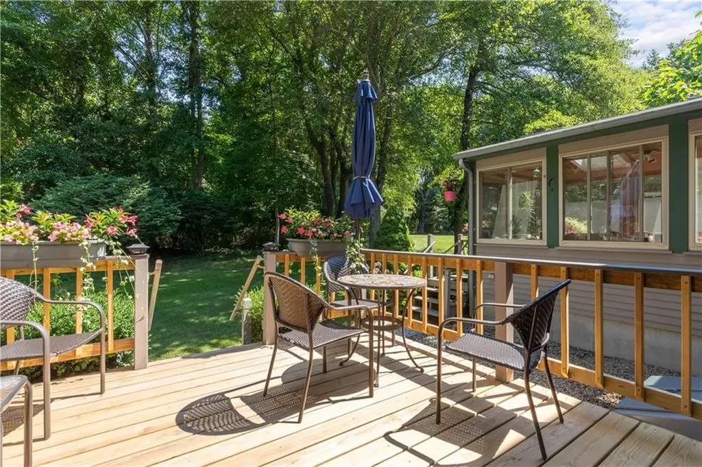 45 West Bay Drive Narragansett RI 02882
