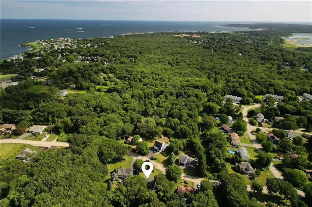 45 West Bay Drive Narragansett RI 02882