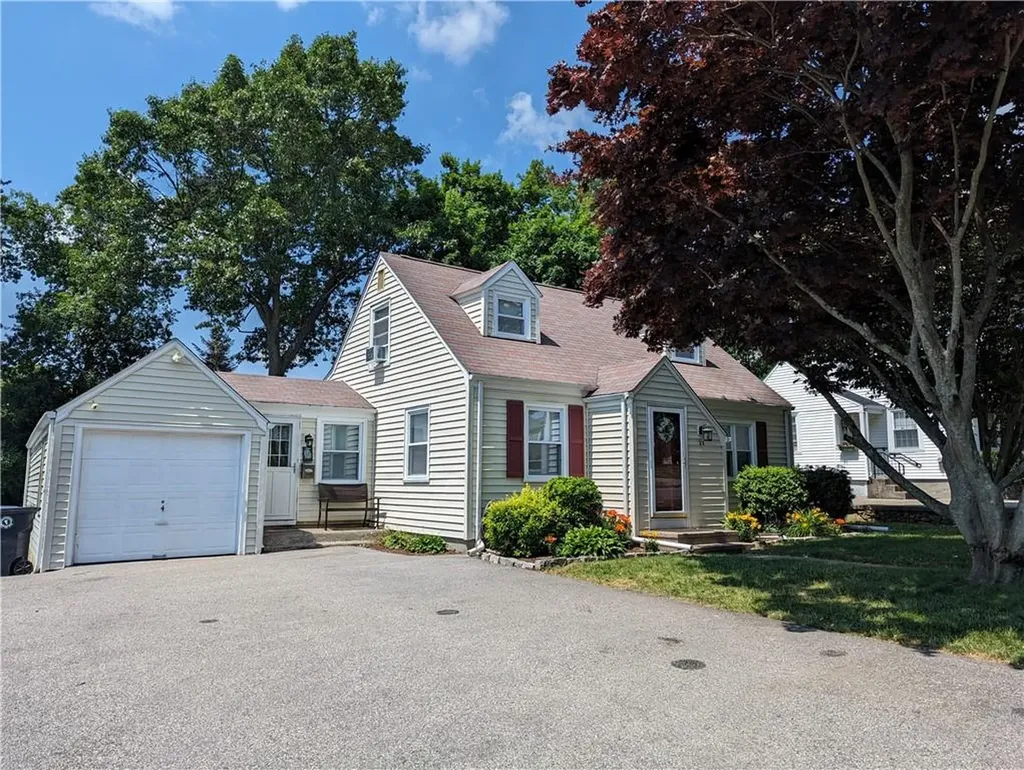 23 Pollett Street Cumberland RI 02864