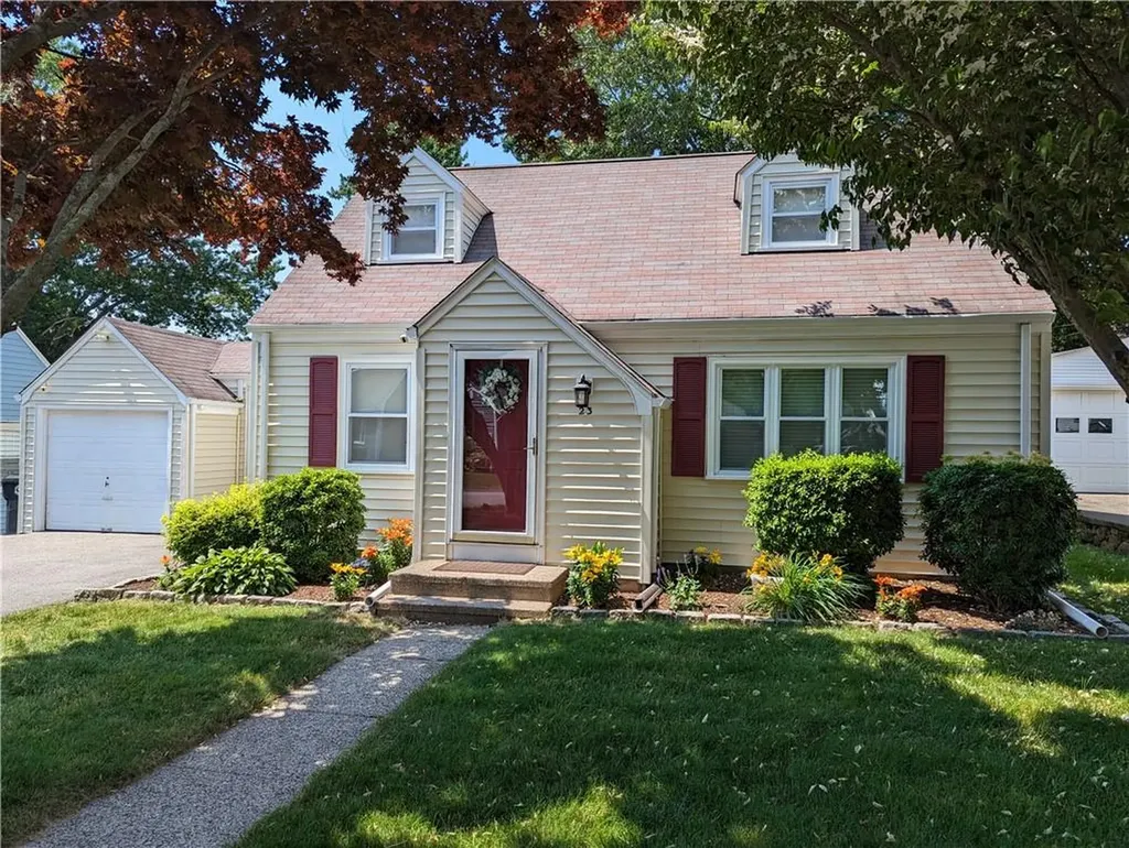 23 Pollett Street Cumberland RI 02864