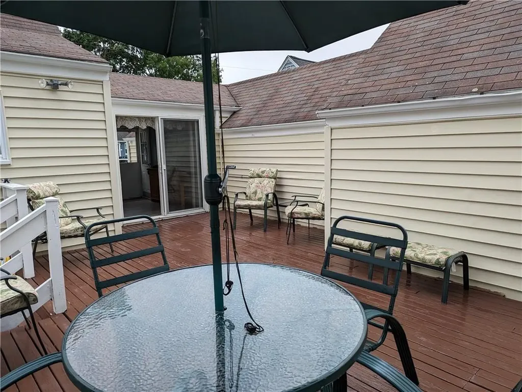 23 Pollett Street Cumberland RI 02864