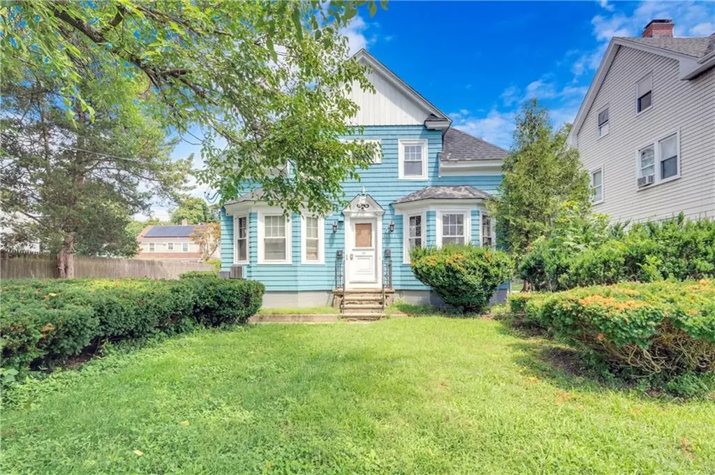 147 Wentworth Avenue Cranston RI 02905