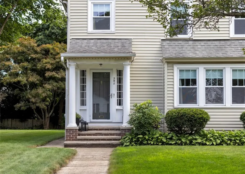 282 Wilson Avenue East Providence RI 02916
