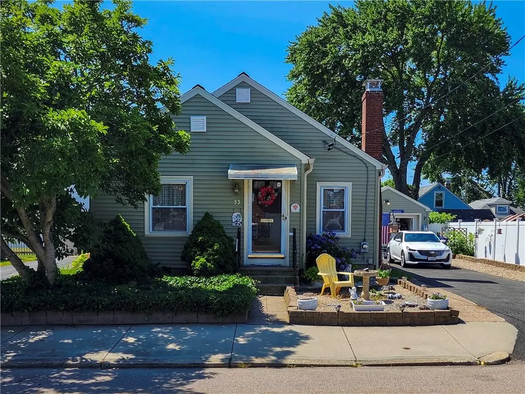 33 Fuller Street Pawtucket RI 02861