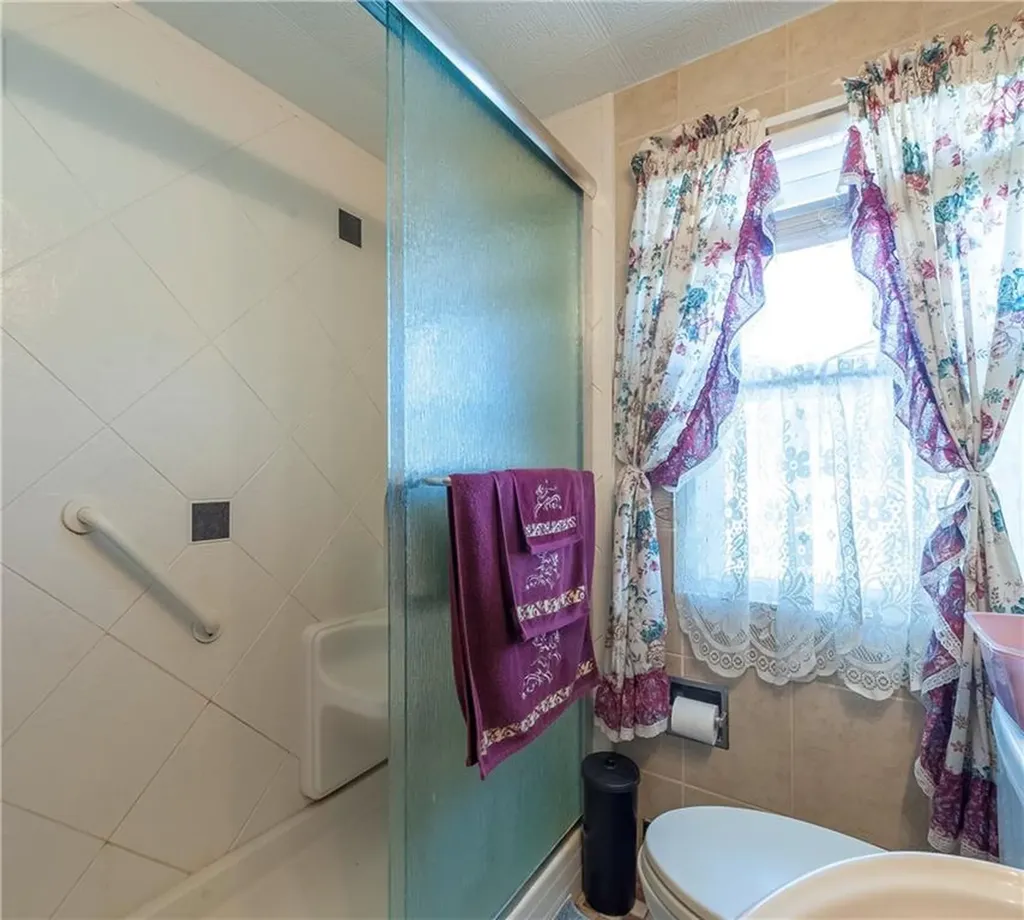 33 Fuller Street Pawtucket RI 02861