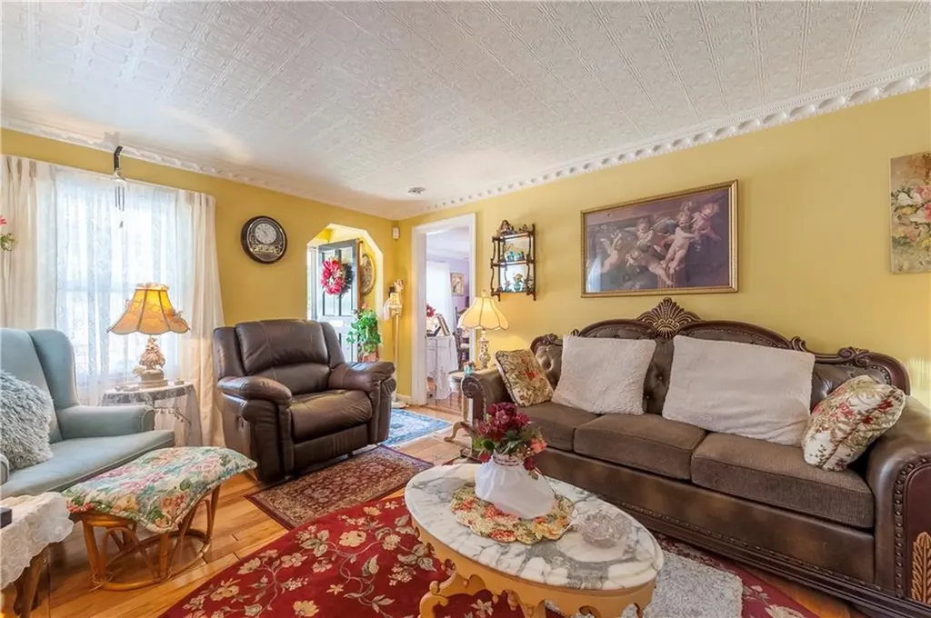 33 Fuller Street Pawtucket RI 02861