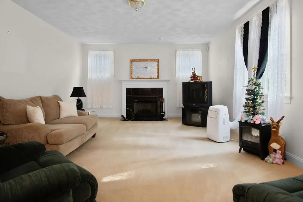 16 Northup Plat Road Coventry RI 02816