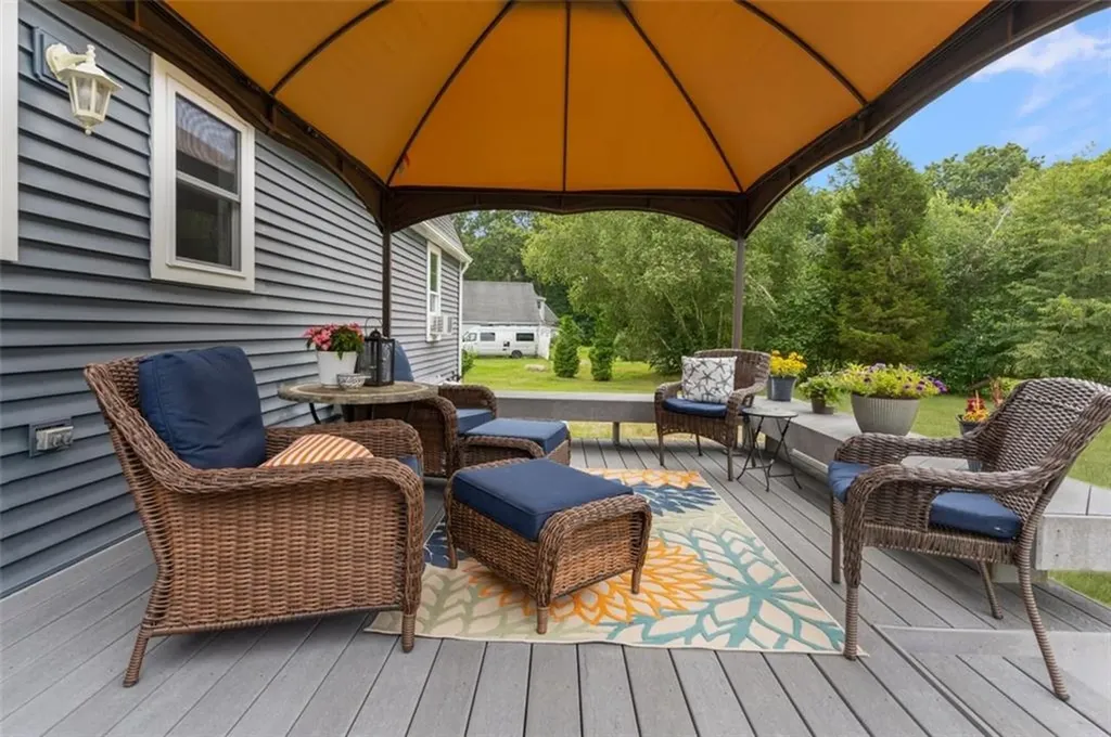 73 Laurel Road Charlestown RI 02813