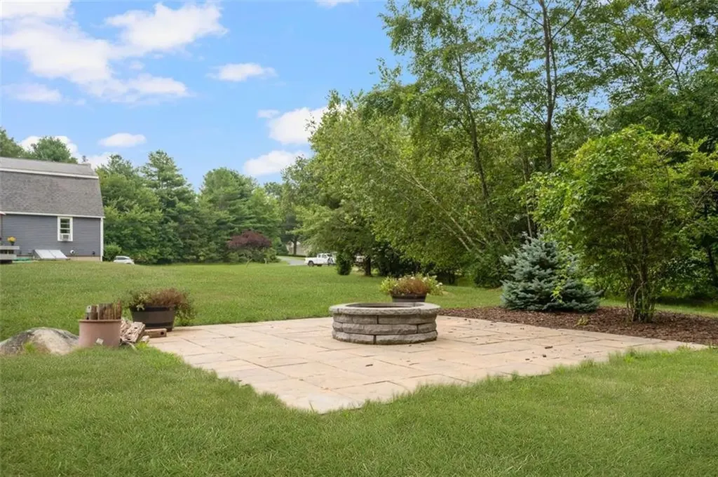 73 Laurel Road Charlestown RI 02813