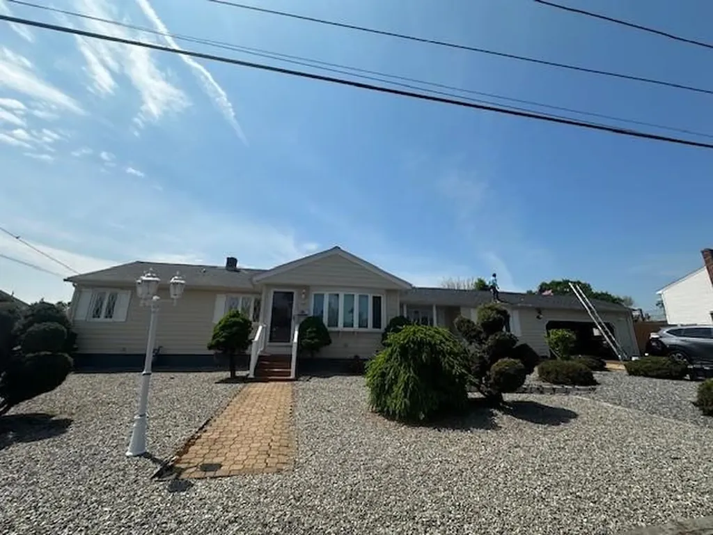 156 Hazelton Street Cranston RI 02920