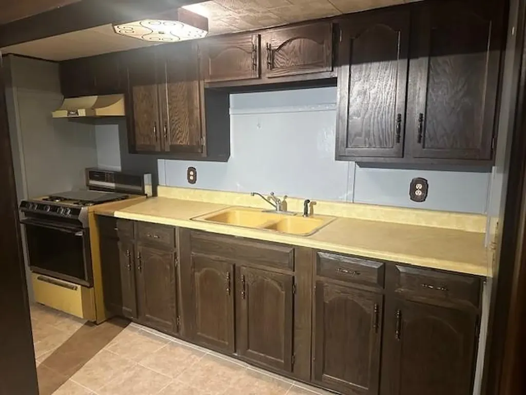 156 Hazelton Street Cranston RI 02920