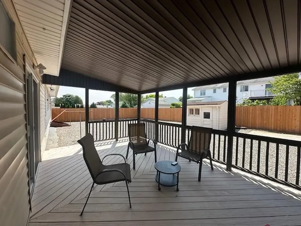 156 Hazelton Street Cranston RI 02920