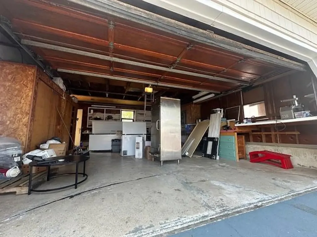 156 Hazelton Street Cranston RI 02920