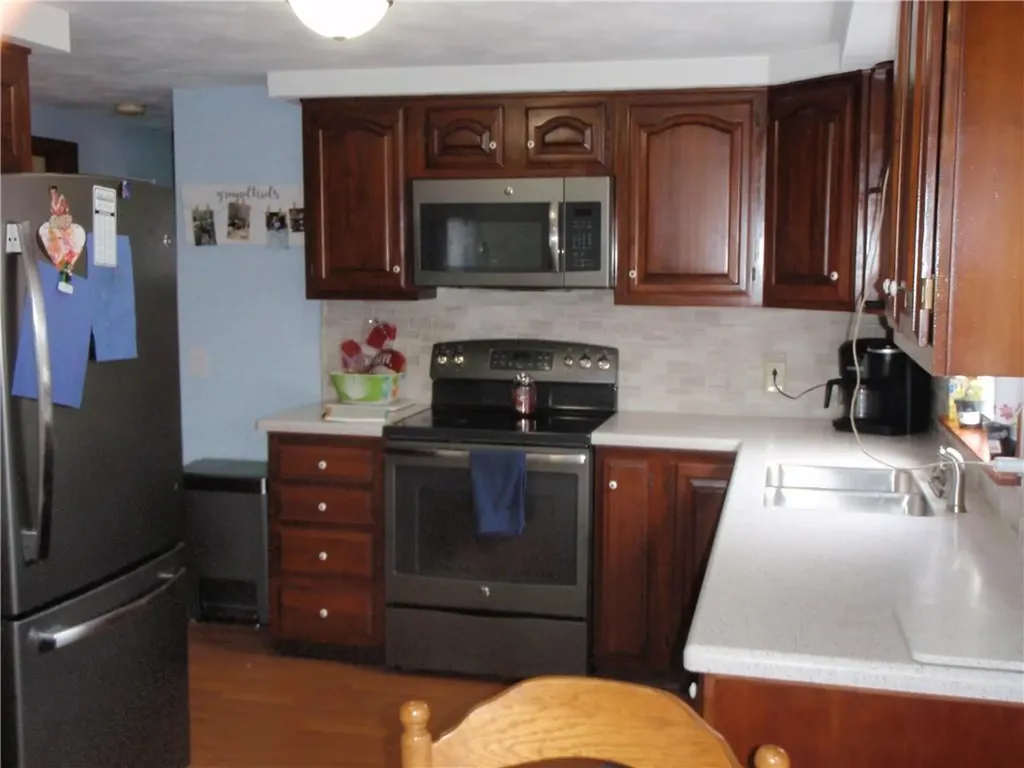 55 Maude Avenue Coventry RI 02816