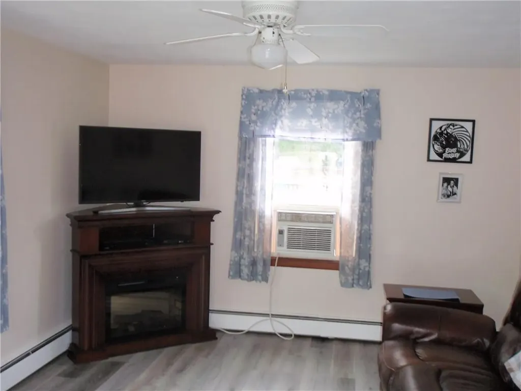 55 Maude Avenue Coventry RI 02816