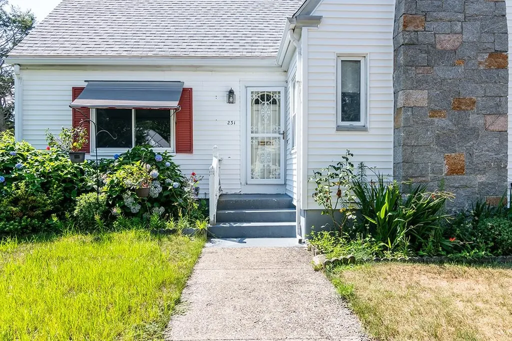 231 Grace Street Cranston RI 02910