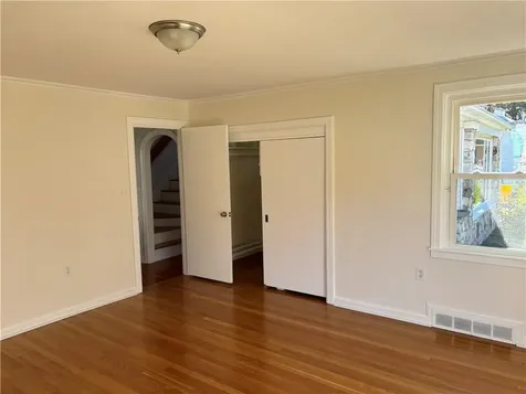 131 Pinecrest Drive Pawtucket RI 02861