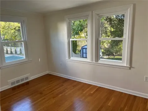 131 Pinecrest Drive Pawtucket RI 02861