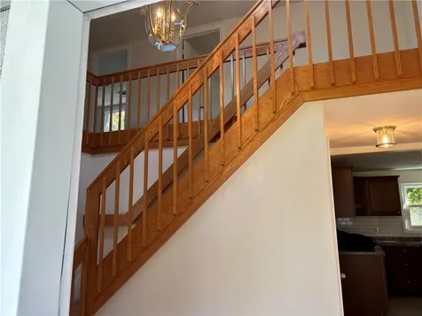 131 Pinecrest Drive Pawtucket RI 02861