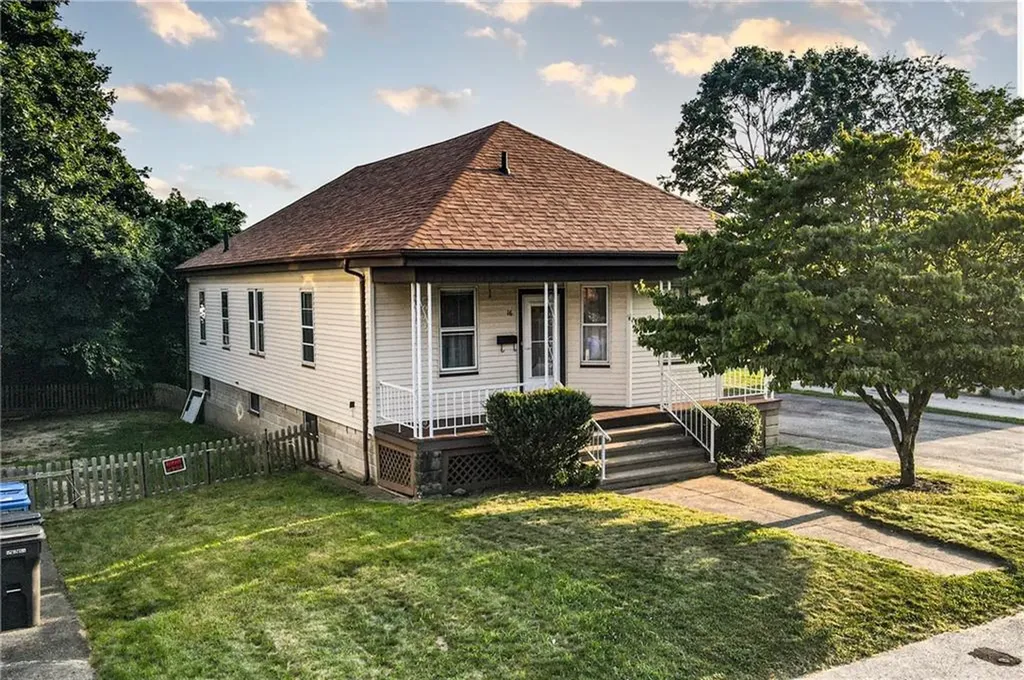 16 Cliff Avenue Cranston RI 02920
