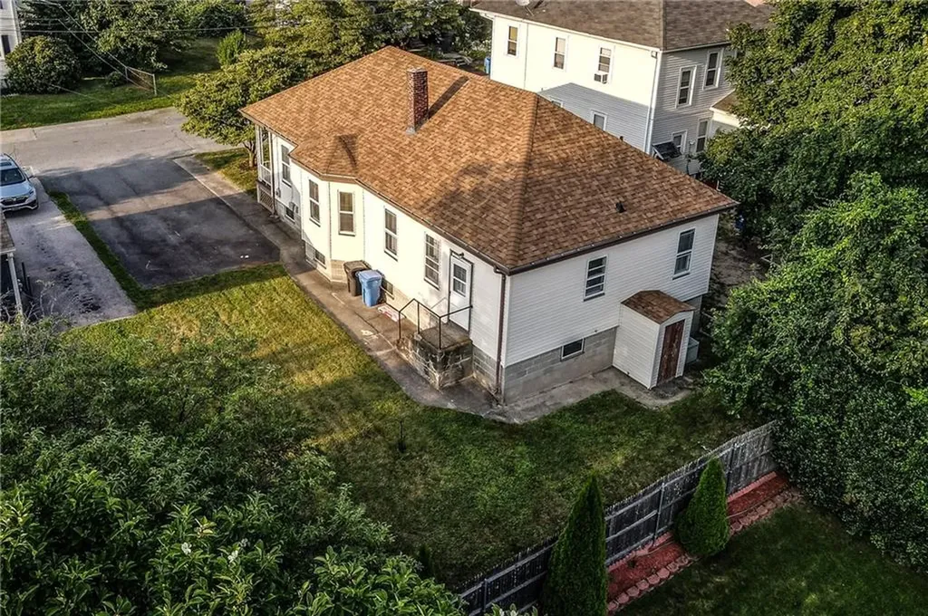 16 Cliff Avenue Cranston RI 02920