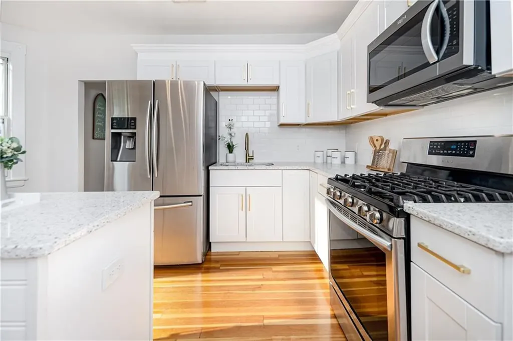 16 Cliff Avenue Cranston RI 02920