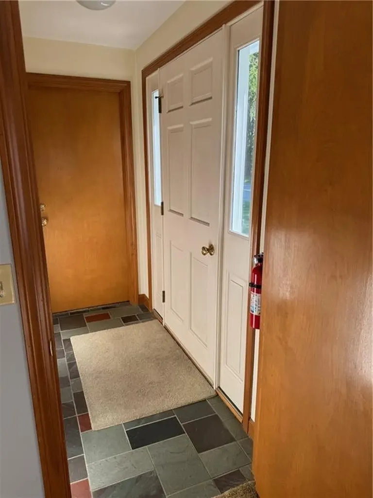 55 Vinton Avenue Cranston RI 02920