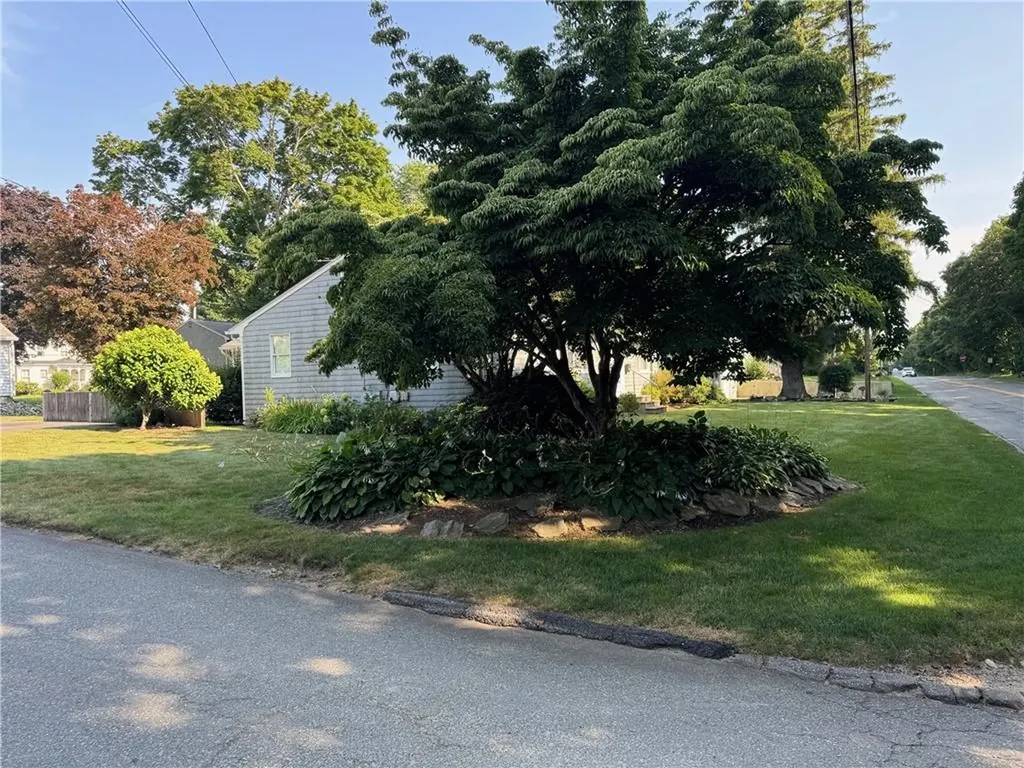 55 Vinton Avenue Cranston RI 02920