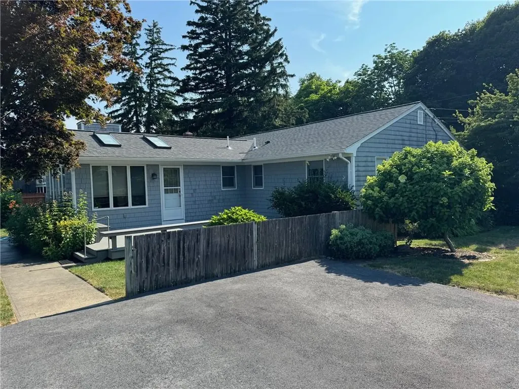 55 Vinton Avenue Cranston RI 02920