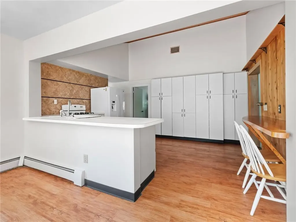 1 Vineland Drive Barrington RI 02806