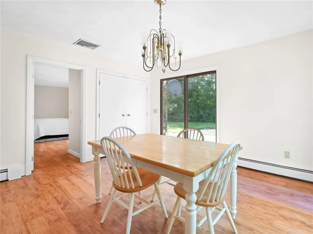 1 Vineland Drive Barrington RI 02806