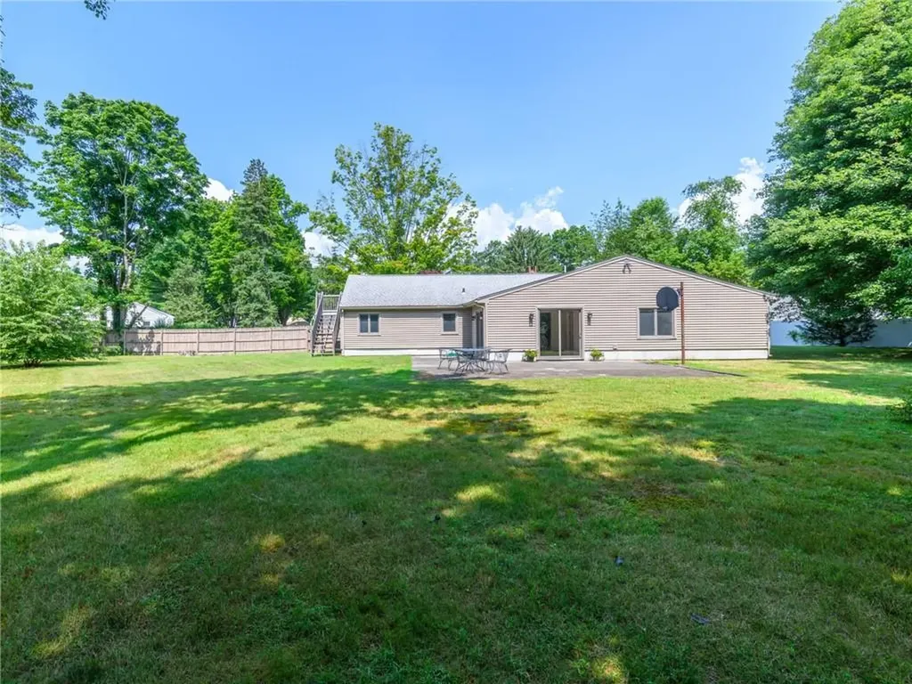 1 Vineland Drive Barrington RI 02806