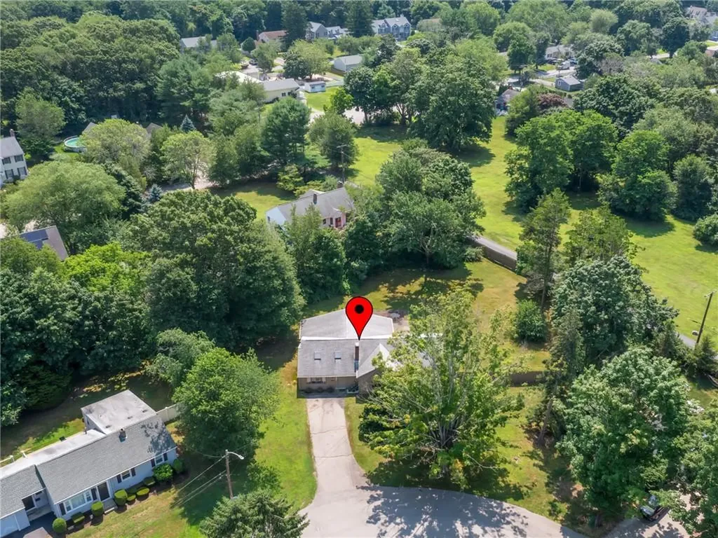 1 Vineland Drive Barrington RI 02806