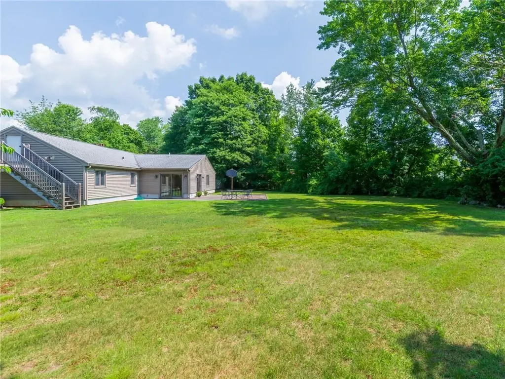 1 Vineland Drive Barrington RI 02806