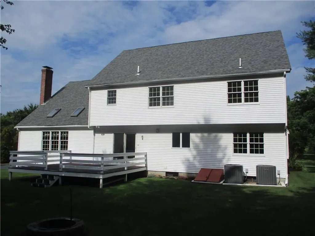 8 Frederick Lane Cumberland RI 02864