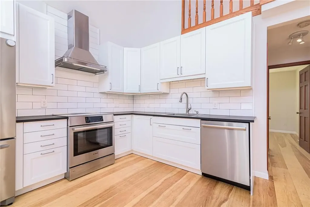 66 Sloop Street Jamestown RI 02835
