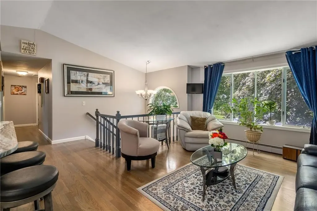 15 Carmina Circle Cranston RI 02921