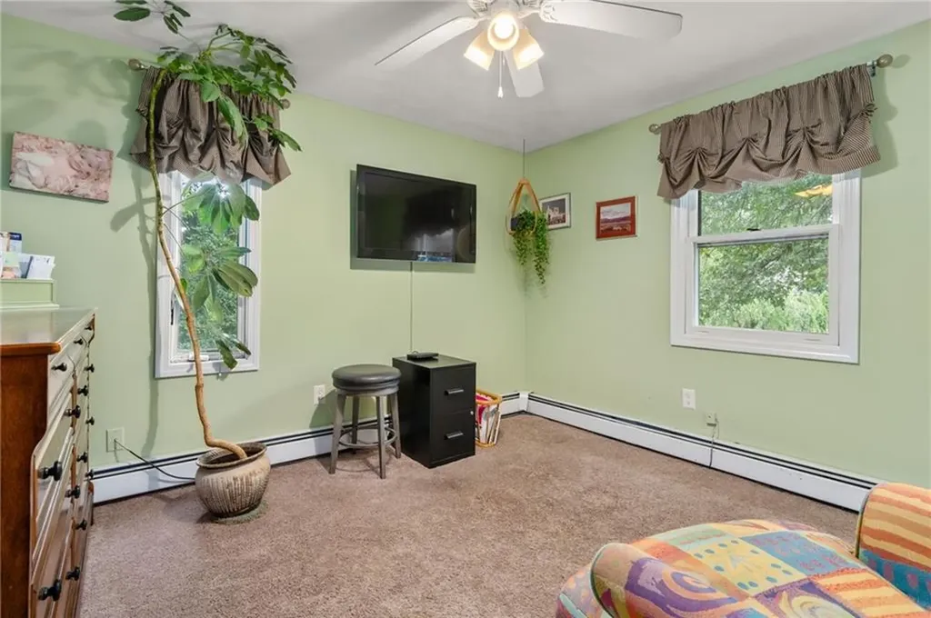 15 Carmina Circle Cranston RI 02921