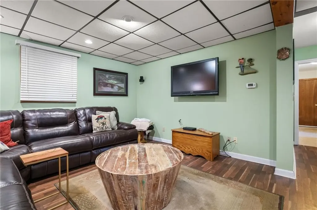 15 Carmina Circle Cranston RI 02921