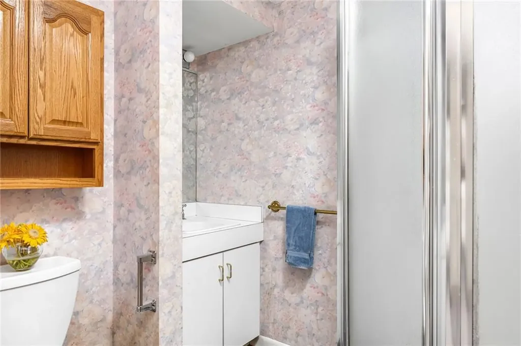 15 Candle Hill Court Warwick RI 02886