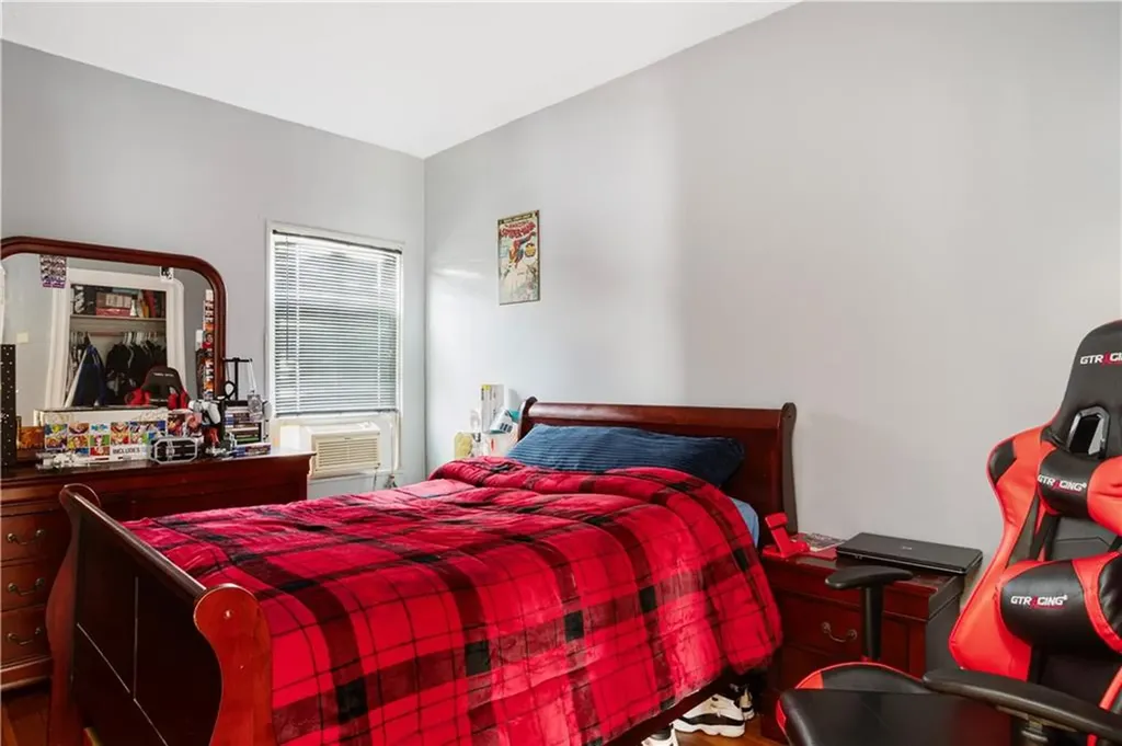 32 Hazel Street Pawtucket RI 02860