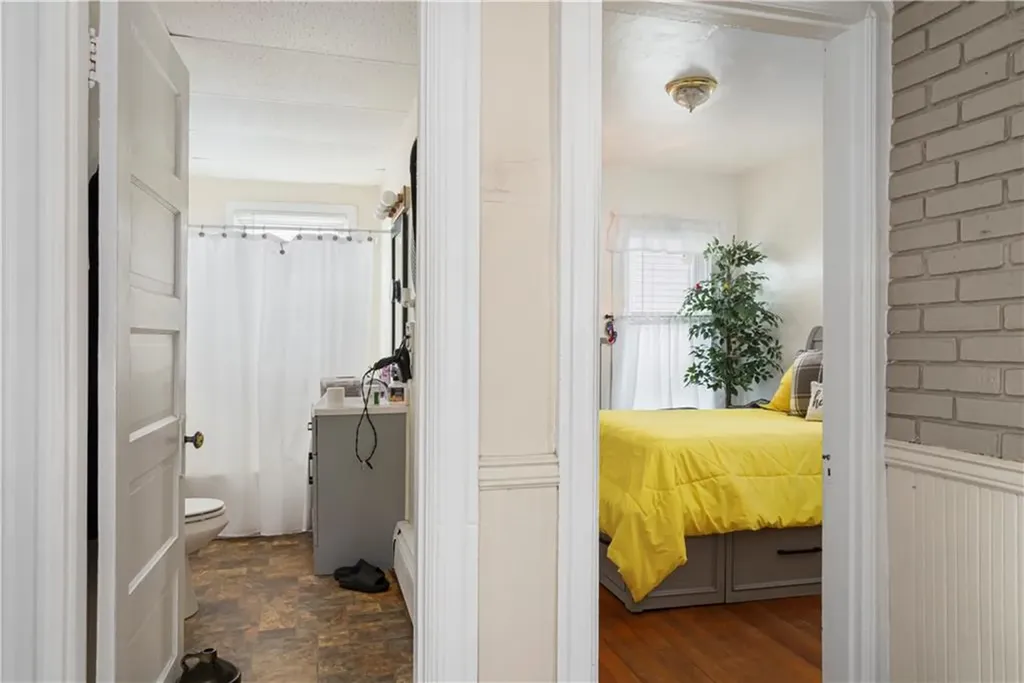 32 Hazel Street Pawtucket RI 02860