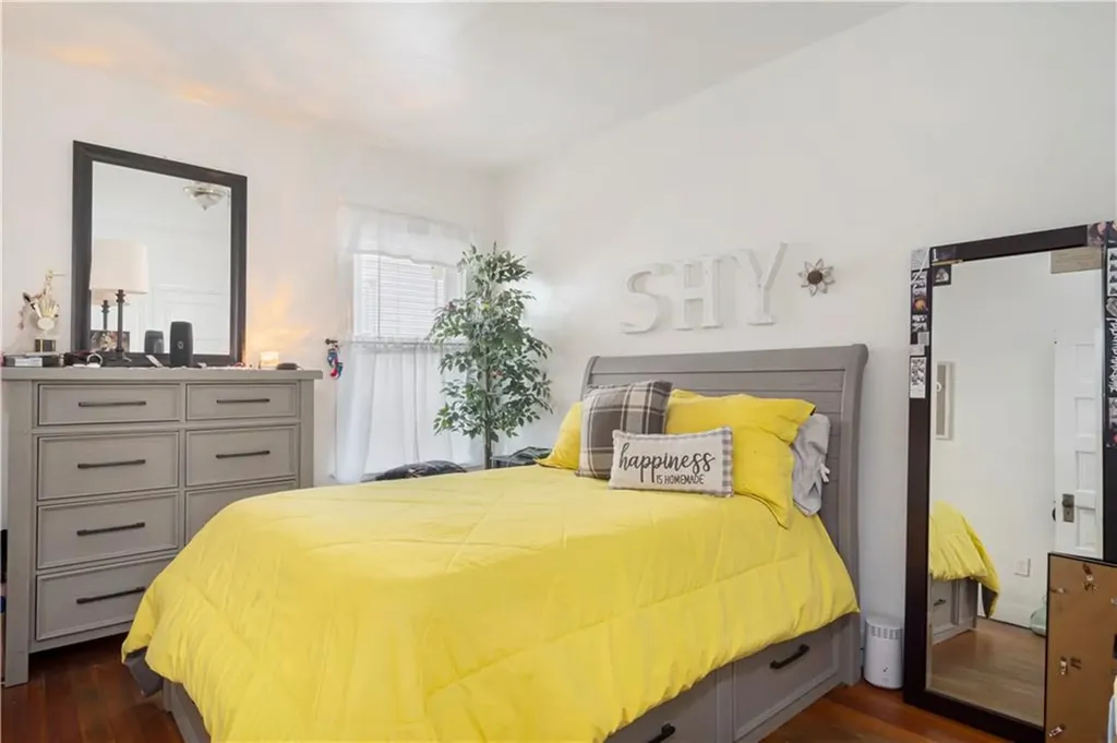 32 Hazel Street Pawtucket RI 02860