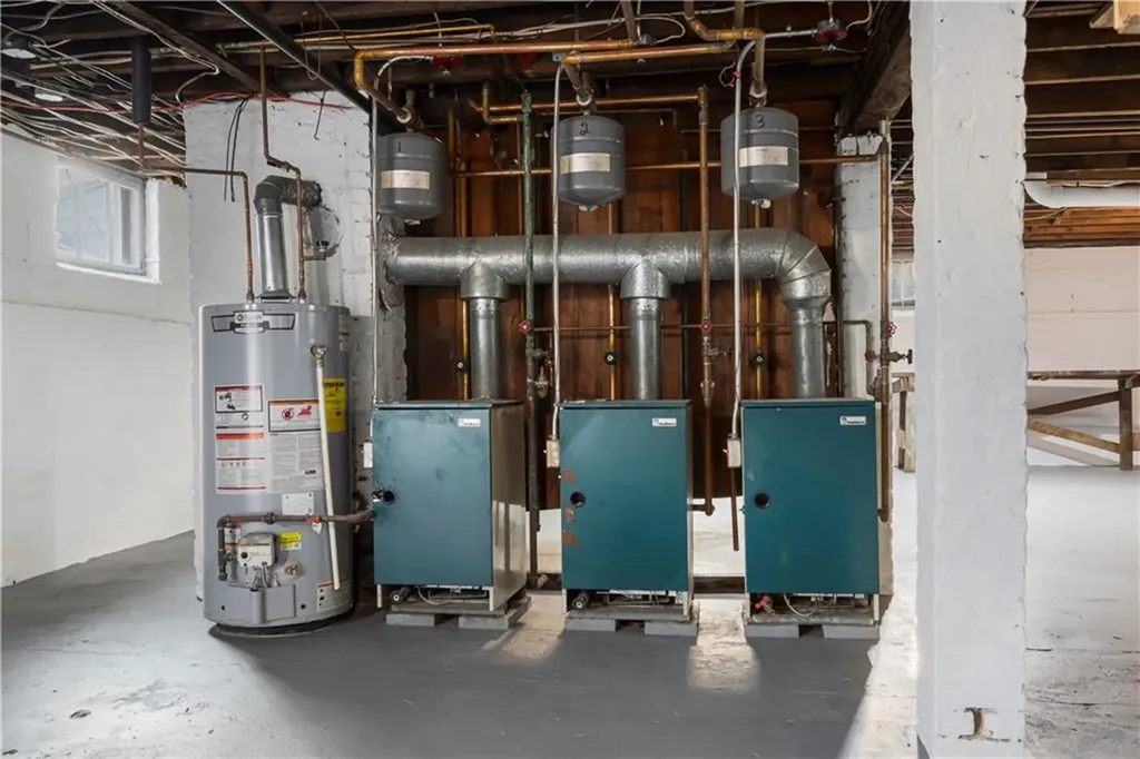 32 Hazel Street Pawtucket RI 02860