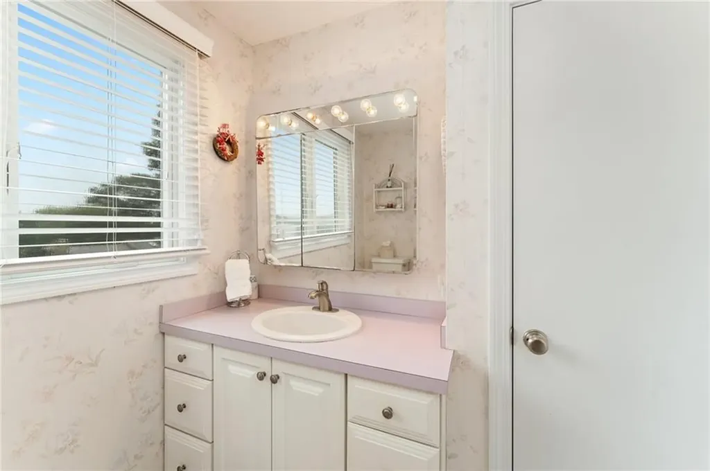 36 Bonnet View Drive Narragansett RI 02882